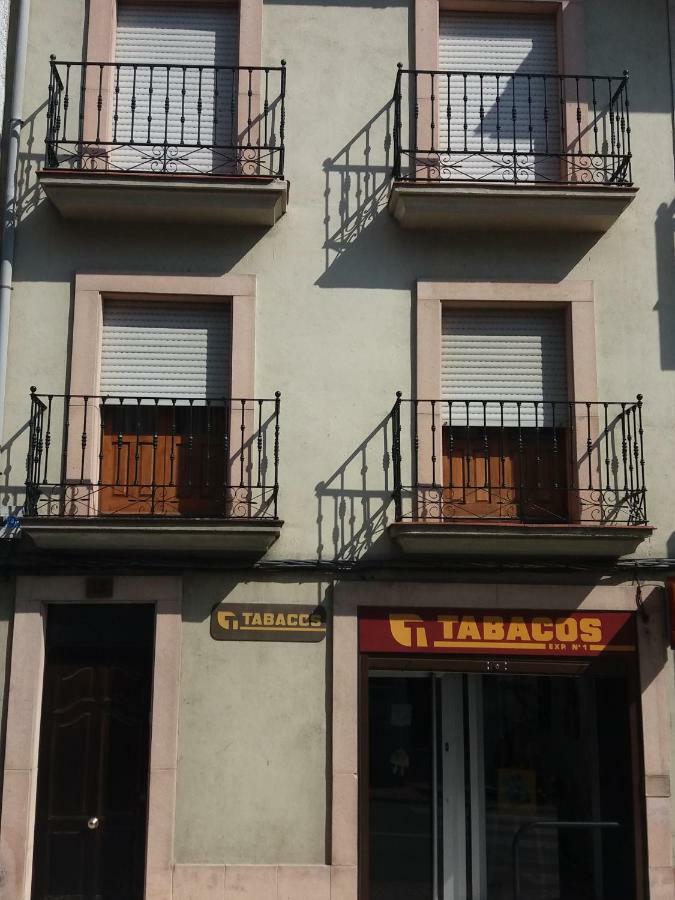 Casa El Reloj Apartment Mombeltran Luaran gambar
